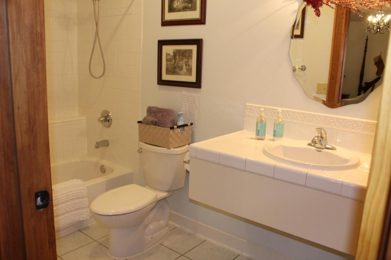 Maria'S Creekside B&B Anchorage Esterno foto